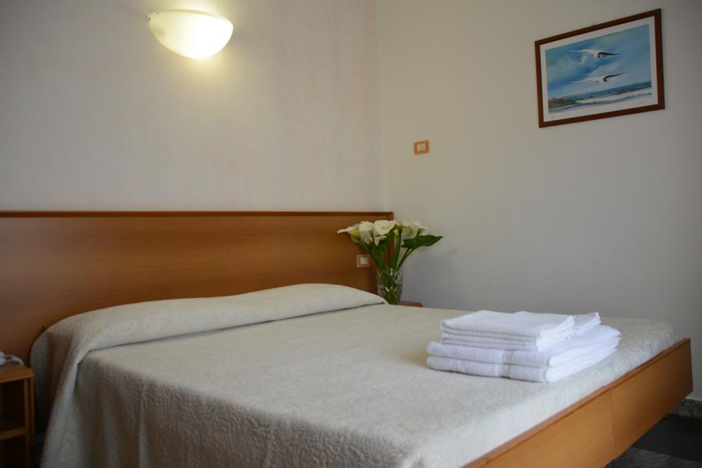 Hotel Corallo Moneglia Habitación foto