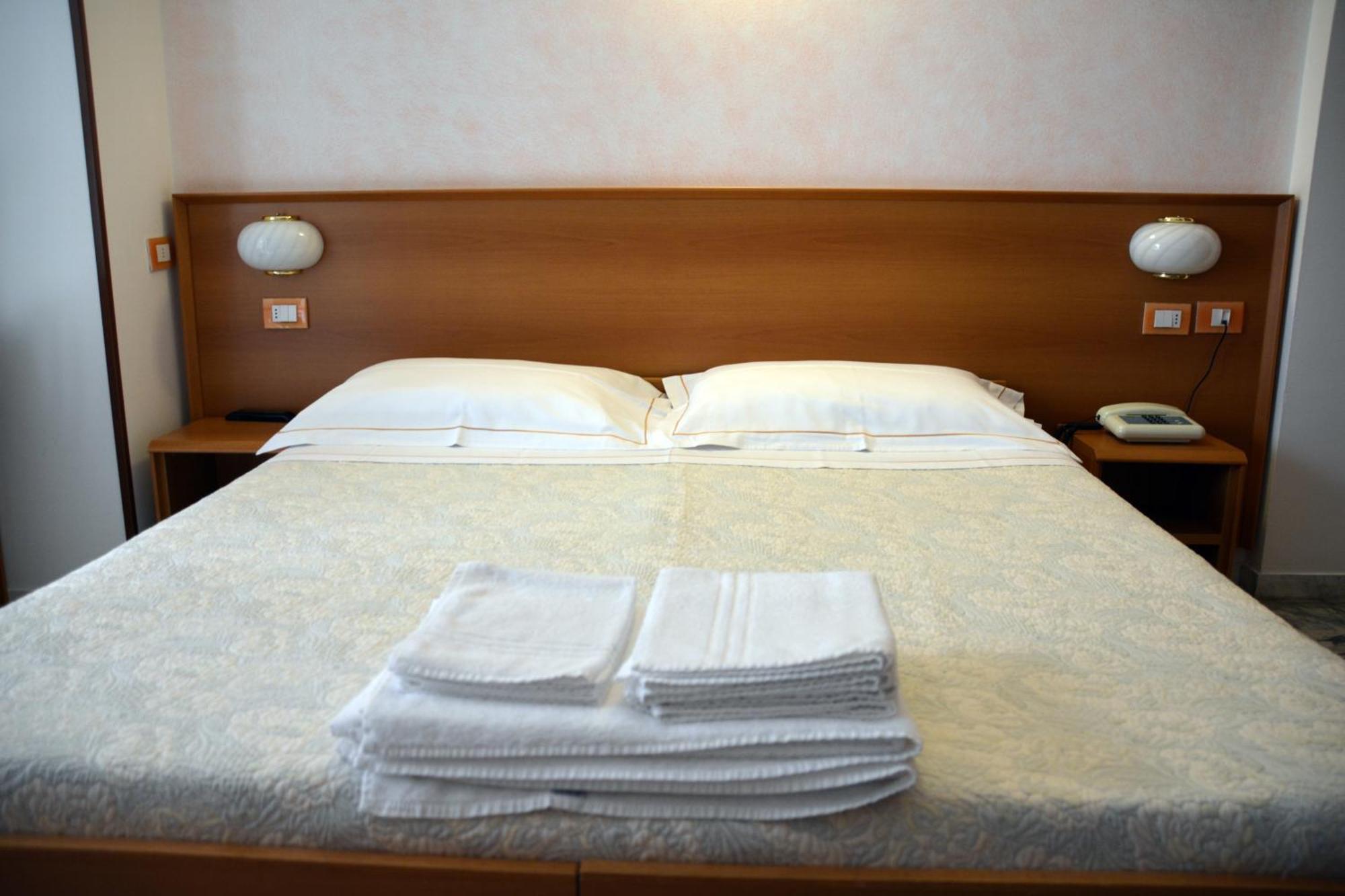 Hotel Corallo Moneglia Habitación foto